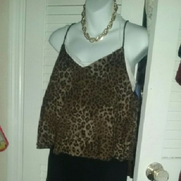 crop top - Picture 1 of 1